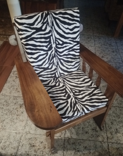 fauteuil lphant et tissu Zebra souple et doux, tissu vendu par la rime des matieres, bon plan tissu d'ameublement et frais de port offerts