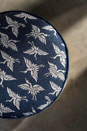  tissu Madine style japonisant de Casal, pour chaise, fauteuil, canap et coussins, vendu par la rime des matieres, bon plan tissu frais de port offerts