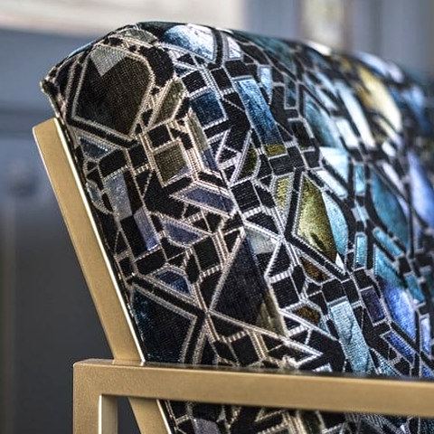 tissu Vitrail velours design graphique, de Casal, pour chaise, fauteuil, canap, coussins et rideaux, vendu par la rime des matieres, bon plan tissu et frais de port offerts