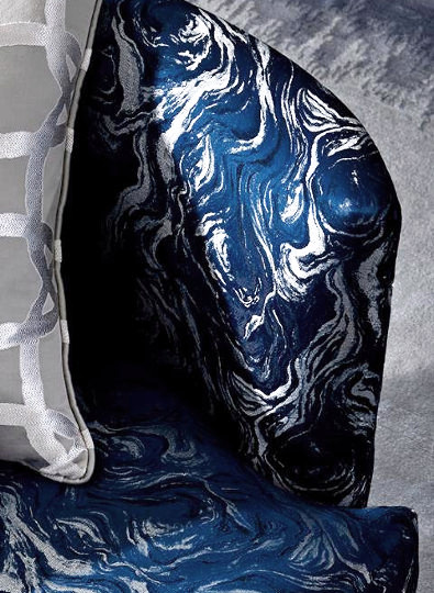 Lavico tissu ameublement lavable motif  marbre, de Clarke & Clarke, pour chaise, fauteuil, canap, rideaux et coussins, vendu par la rime des matieres, bon plan tissu