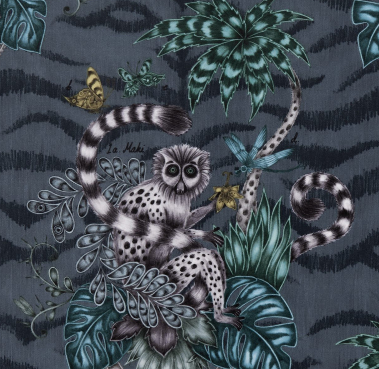 Lemur velours lavable imprimé animalier tropical pour chaise, fauteuil, canapé, jeté de lit et rideaux, de Clarke & Clarke, vendu par la rime des matieres, bon plan tissu