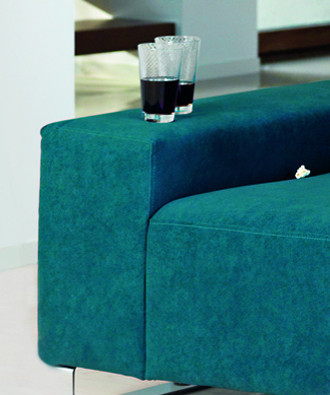 colorado tissu ameublement uni aquaclean lavable et anti griffes  de casal pour chaise, fauteuil et canap par la rime des matieres bon plan tissu