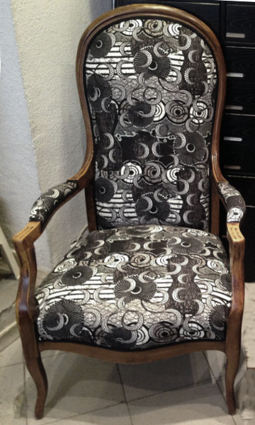 tissu meltingpot de jean paul Gaultier pour fauteuil Voltaire