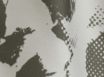 Pivonka imprim de Jean Paul Gaultier pour rideau, fauteul, canap et coussins, vendu par la rime des matieres