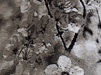 sakura tissu ameublement imprimé de Jean Paul Gaultier pour fauteuil, canapé et rideau, vendu par la rime des matieres