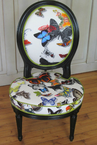 chaise louis 16 tissu butterfly parade christian lacroix vendu par la rime des matieres