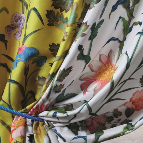 Selam tissu ameublement lavable de Christian Lacroix,  motif floral raffiné, pour  rideaux, stores et coussins, vendu par la rime des matieres, bon plan tissu et frais de port offerts