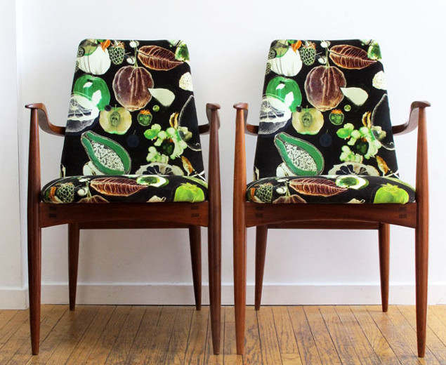 chaise tissu soft manaos  velours imprimé exotique  fauteuil canapé christian lacroix vendu par la rime des matieres