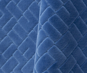 Vallauris tissu velours de Lelivre pour fauteuil, canap, rideaux et coussins, vendu par la rime des matieres
