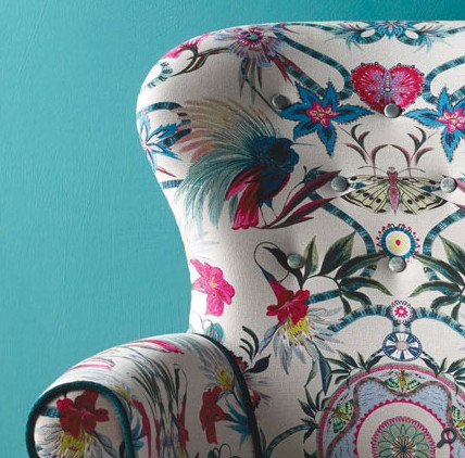 Mnagerie tissu ameublement imprim motif exotique pour chaise fauteuil canap rideaux de Matthew Williamson pour osborne & little vendu par la rime des matieres bon plan tissu