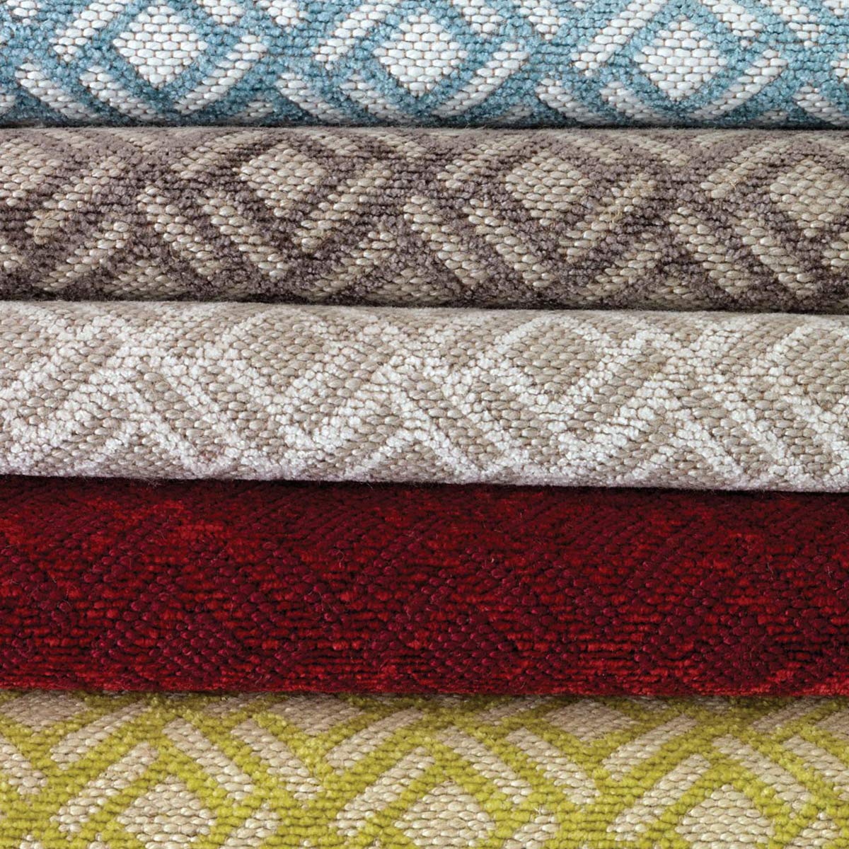 kelburn tissu ameublement  petit motif de Nina Campbell pour fauteuil, canapé et rideaux  vendu par la rime des matieres