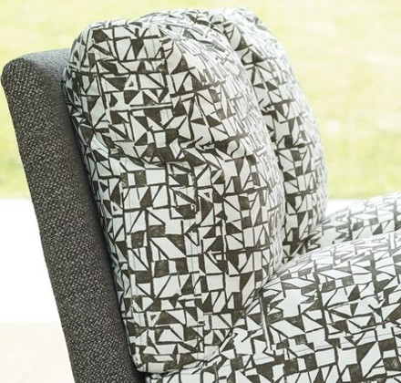 orazio tissu coton lavable motif graphique fantastique fauteuils canapés et rideaux william yeoward pour designers guild vendu par la rime des matieres bon plan