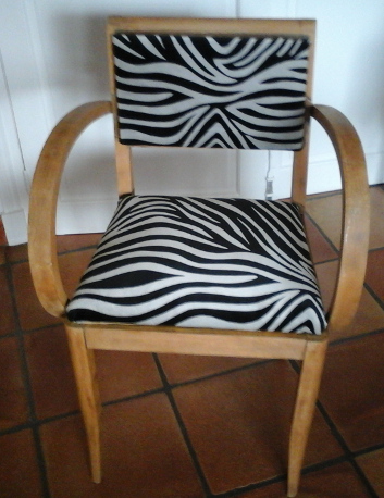 fauteuil bridge et tissu zebre