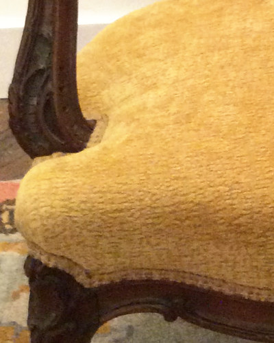 cabriolet Louis XV tissu ameublement fidlio houls par la rime des matieres