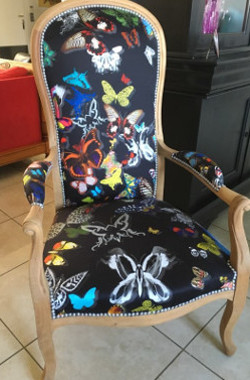 tissu letters pour fauteuil Voltaire