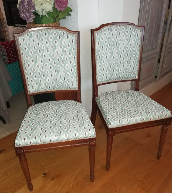 Paire de chaises et tissu BEAU RIVAGE de Nina Campbell