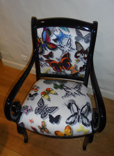 Fauteuil Empire et tissu Butterfly Parade de Christian Lacroix