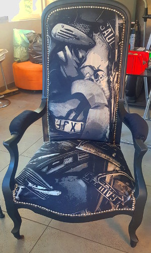 le male tissu ameublement fauteuil Louis XVI de JP Gaultier pour lelièvre pour fauteuil et canapé vendu par la rime des matieres
