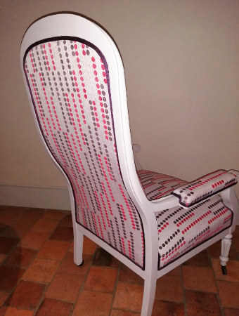 Fauteuil Voltaire avec tissu Obregon  pois, tissu vendu par la rime des matieres, bon plan tissu et frais de port offerts