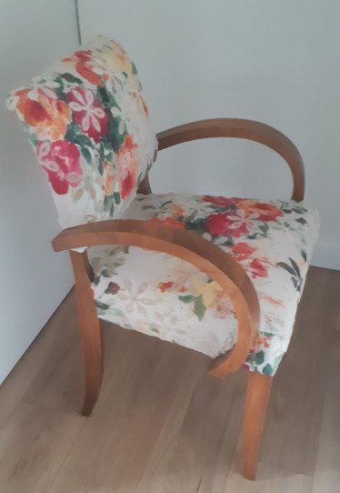fauteuil bridge et tissu design floral Sunshine, tissu d 'ameublement vendu par la rime des matieres, bon plan tissu et frais de port offerts
