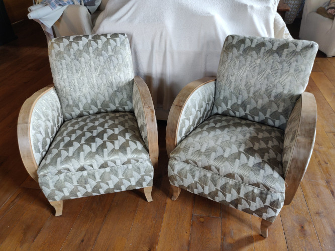 fauteuil art deco et tissu Lalique de casal, tissu vendu par la rime des matieres, bon plan tissu ameublement et frais de port offerts