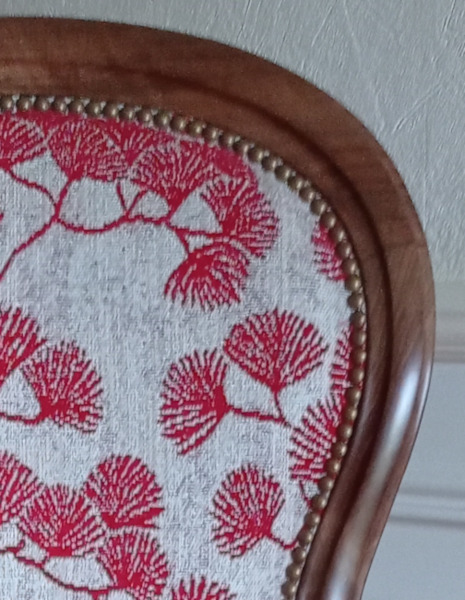 fauteuil Louis Philippe et tissu aquaclean anti-tache CANOAS, tissu vendu par la rime des matieres, bon plan tissu d'ameublement et frais de port offerts