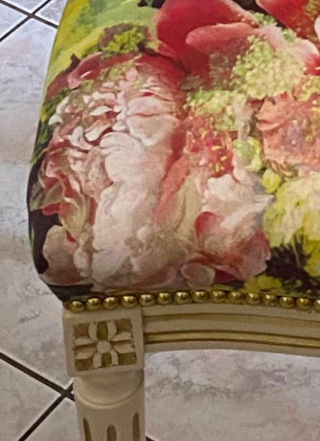 chaise  et tissu Botanique de Jean Paul Gaultier, tissu vendu par la rime des matieres, bon plan tissu et frais de port offerts