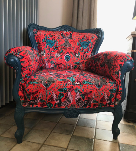 fauteuil baroque et tissu Amazon, animaux de la jungle, tissu vendu par la rime des matieres, bon plan tissu et frais de port offerts 
