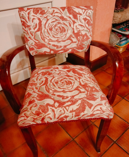 fauteuil bridge et tissu anti-taches Callao motif floral stylis�, tissu vendu par la Rime des Mati�res, bpon plan tissu ameublement et frais de port offerts 
