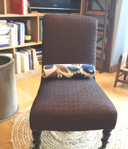 fauteuil et tissu Sukkari de Leli�vre, tissu vendu par la rime des matieres, bon plan tissu et frais de port offerts