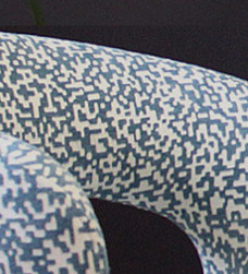 Tissu Atlante design graphique lavable, de Casal, pour chaise, fauteuil, canapé, coussins et rideaux, vendu par la rime des matieres, bon plan tissu et frasi de port offerts
