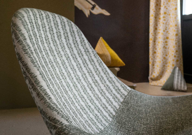 tissus ameublement Arroyo  et Toro Aquaclean anti-tache, non feu  et lavable, de Casal, pour chaise, fauteuil et canapé, rideau et coussin, vendu par la rime des matieres, bon plan tissu et frais de port offerts