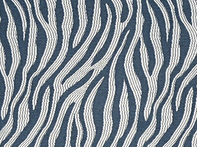 Bonao motif zèbre traité aquaclean anti tache et lavable, de Casal, pour chaise, fauteuil, canapé et rideaux, vendu par la rime des matieres, bon plan tissu et frais de port offerts