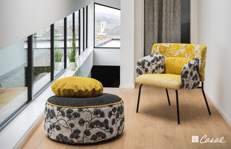 tissu ameublement Canoas aquaclean anti-tache, non feu et lavable motif végétal stylisé, de Casal, pour chaise, fauteuil et canapé, rideau et coussin, vendu par la rime des matieres, bon plan tissu et frais de port offerts