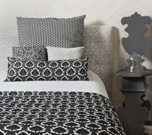  tissu ameublement ORFEO grande largeur et lavable, jacquard motif ornemental, de Casal, pour chaise, fauteuil, canapé, coussins et rideaux, vendu par la rime des matieres, bon plan tissu et frais de port offerts