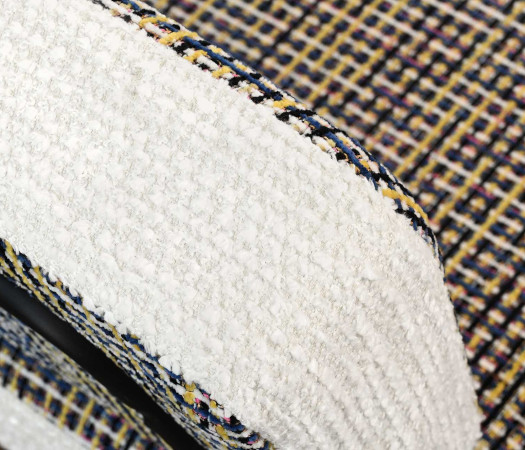 fauteuil et tissu Grace uni écologique et lavable, très résistant, de Casal, pour chaise, fauteuil, canapé et rideaux, vendu par la rime des matieres, bon plan tissu et frais de port offerts