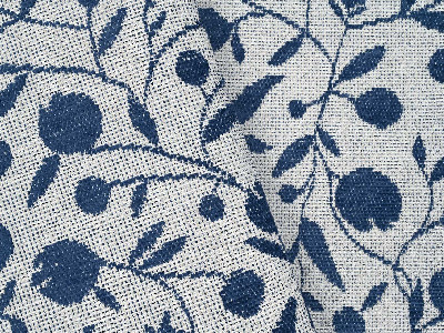 tissu ameublement Granado aquaclean anti-tache, non feu  et lavable motif floral stylisé bicolore, de Casal, pour chaise, fauteuil et canapé, rideau et coussin, vendu par la rime des matieres, bon plan tissu et frais de port offerts