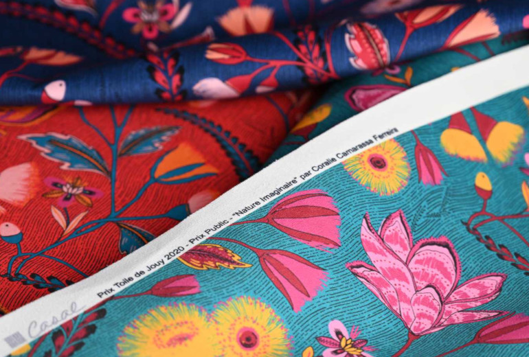 Nature Imaginaire Velours  tissu ameublement lavable design monde végétal fantastique de Casal, pour chaise, fauteuil, canapé, coussins et rideaux, vendu par la rime des matieres, bon plan tissu frais de port offerts