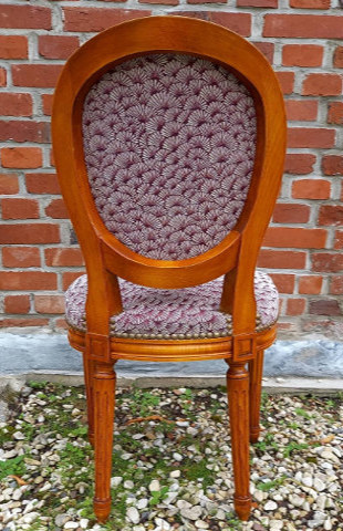 chaise Louis 16 et tissu Nymphéa style japonisant de Casal, tissu vendu par la rime des matieres, bon plan tissu et frais de port offerts