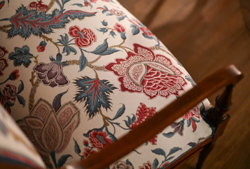 Pondichery  tissu ameublement lavable design floral v�g�tal  imaginaire, de Casal, pour chaise, fauteuil, canap�, coussins et rideaux, vendu par la rime des matieres, bon plan tissu frais de port offerts