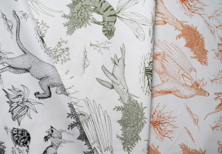 Realite Irreelle  tissu ameublement lavable design monde des animaux fantastiques de Casal, pour chaise, fauteuil, canapé, coussins et rideaux, vendu par la rime des matieres, bon plan tissu frais de port offerts
