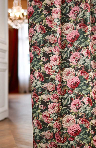 Roseraie  tissu ameublement lavable design bouquets de roses, de Casal, pour chaise, fauteuil, canapé, coussins et rideaux, vendu par la rime des matieres, bon plan tissu frais de port offerts