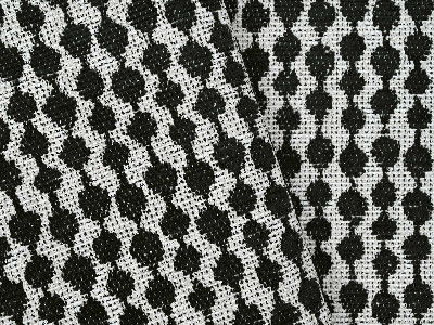 tissu ameublement Yuma aquaclean anti-tache, non feu  et lavable petit motif graphique bicolore, de Casal, pour chaise, fauteuil et canapé, rideau et coussin, vendu par la rime des matieres, bon plan tissu et frais de port offerts