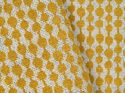 tissu ameublement Yuma aquaclean anti-tache, non feu  et lavable petit motif graphique bicolore, de Casal, pour chaise, fauteuil et canapé, rideau et coussin, vendu par la rime des matieres, bon plan tissu et frais de port offerts