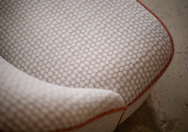 tissu ameublement Yuma Aquaclean anti-tache, non feu  et lavable, de Casal, pour chaise, fauteuil et canapé, rideau et coussin, vendu par la rime des matieres, bon plan tissu et frais de port offerts