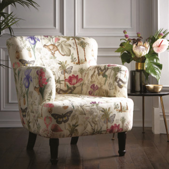 tissu ameublement Botany design floral végétal et animal, de Clarke & Clarke, pour chaise, fauteuil, canapé, rideaux et coussins, vendu par la rime des matieres, bon plan tissu