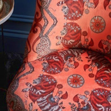 tissu velours lavable Caspian velvet motif animal de la jungle de Clarke & Clarke, vendu par la rime des matieres, bon plan tissu et frais de port offerts