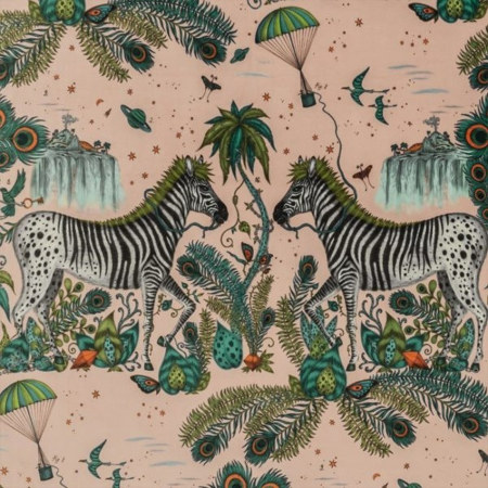 Tissu Lost World Velvet imprimé monde animal et végétal fantastique, pour chaise, fauteuil, canapé, jeté de lit, stores et rideaux, de Clarke & Clarke, vendu par la rime des matieres, bon plan tissu et frais de port offerts