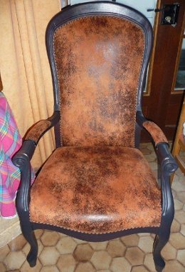 imitation cuir vieilli pour fauteuil Voltaire
