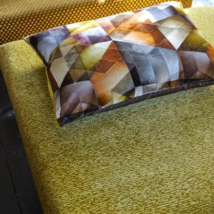 Bourlet tissu ameublement petit motif design, pour fauteuil, canapé, couvre-lits et rideaux, de designers guild, vendu par la rime des matieres, bon plan tissu et frais de port offerts